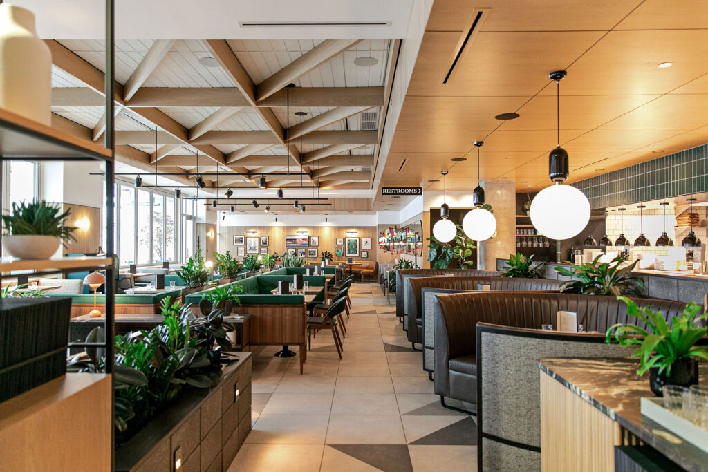 Earls Kitchen + Bar Station Square – Kirsten Reite Architecture (KRA)